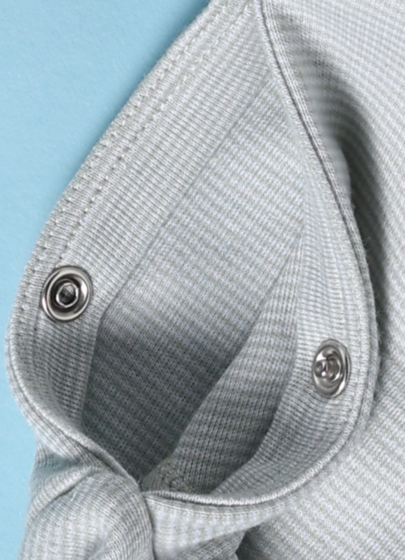 Full Sleeve Romper for Boys – Pastel Grey Tiny Bear
