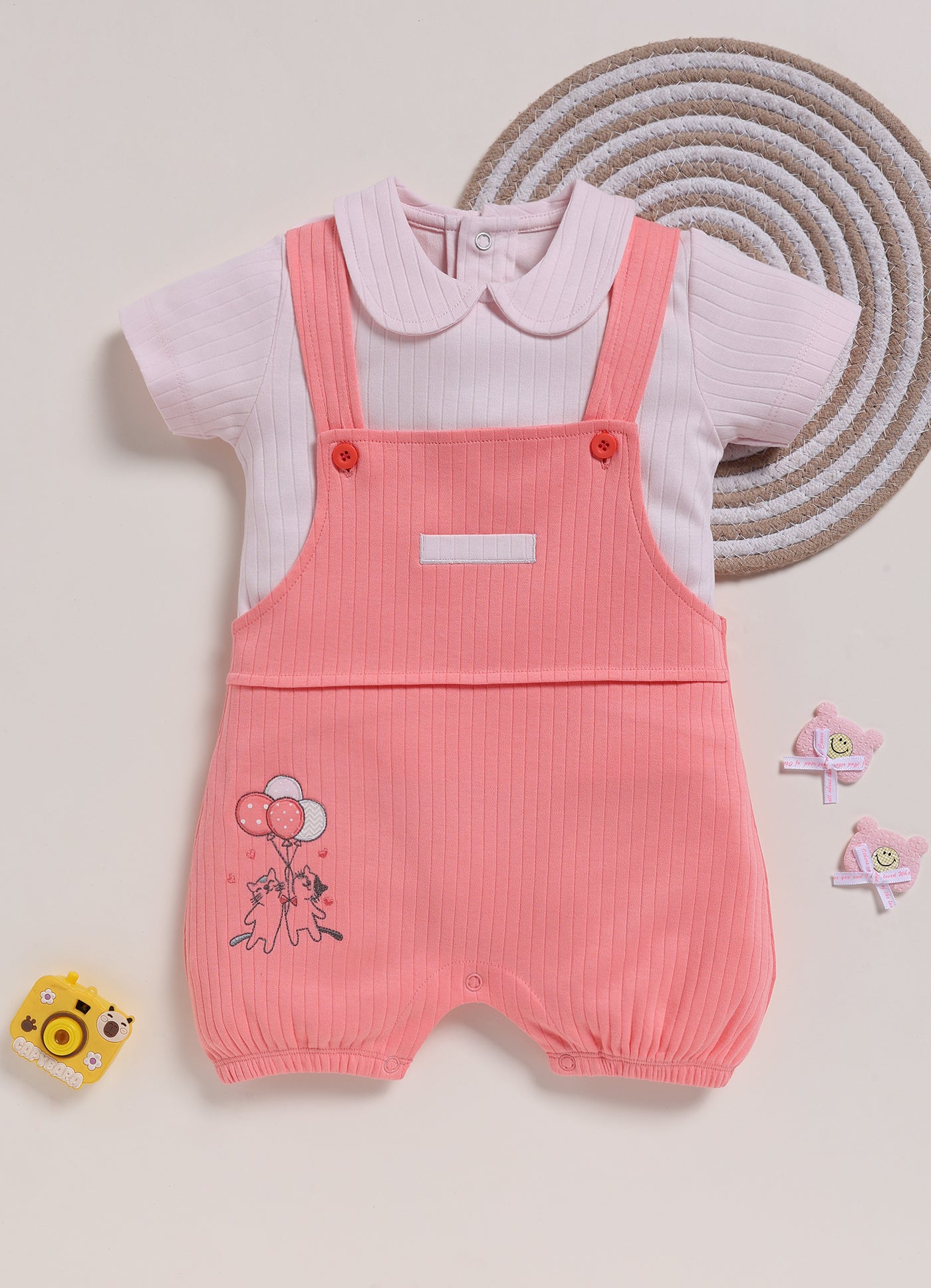Half Sleeve Dungaree for Girls - Pink Two Kitties With Balloons